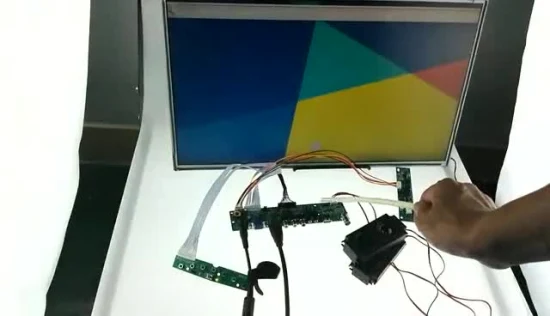 Il touch panel IFP di fabbrica visualizza il touch screen capacitivo della lavagna da 75 pollici Smart Board per videoconferenze da 86 pollici con schermo piatto interattivo di Google Player